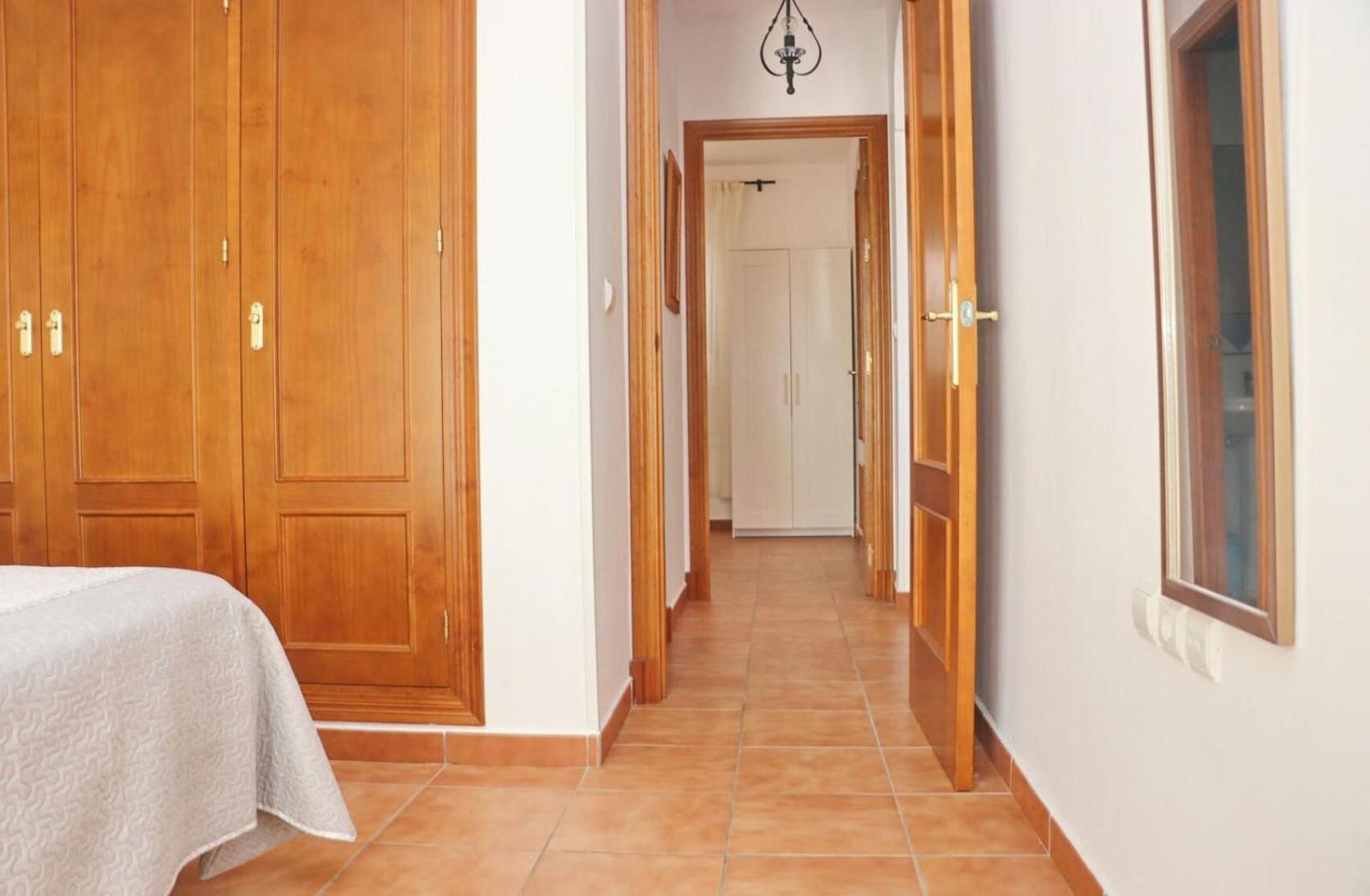 קוניל דה לה פרונטרה Apartamento Vistas Al Parque מראה חיצוני תמונה